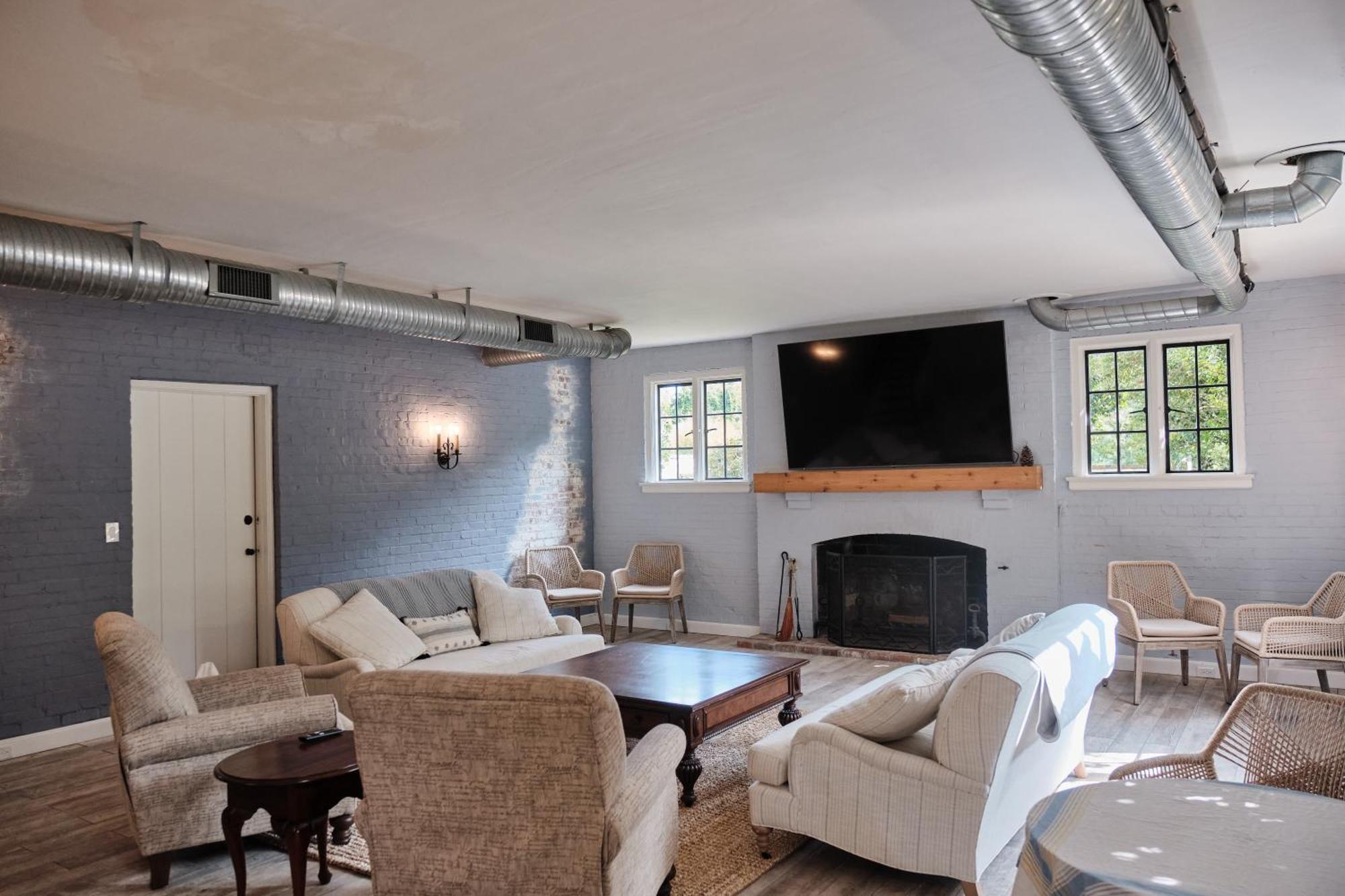 Duncraig Manor Bed & Breakfast เซาเธิร์นไพนส์ ภายนอก รูปภาพ