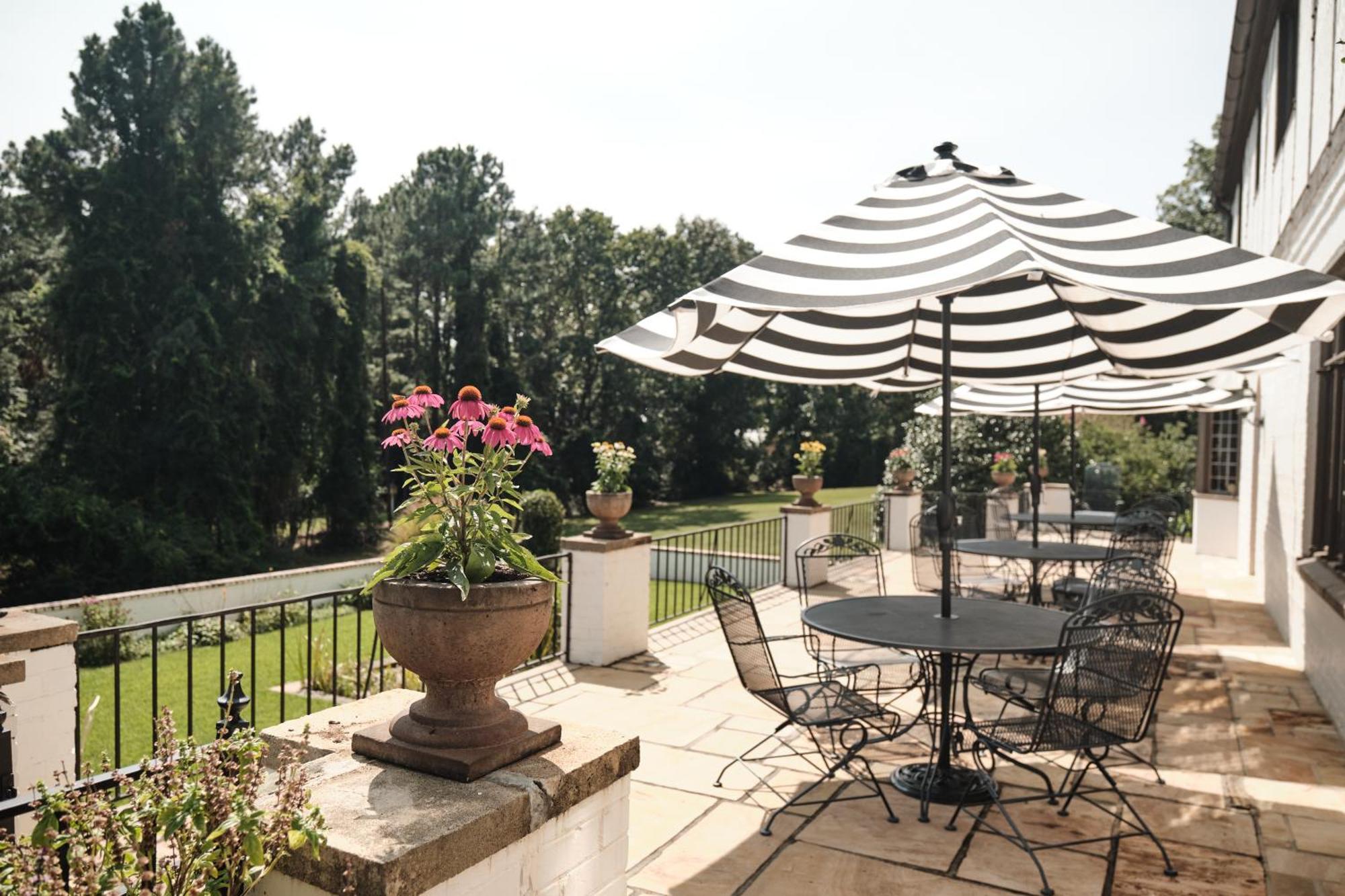 Duncraig Manor Bed & Breakfast เซาเธิร์นไพนส์ ภายนอก รูปภาพ
